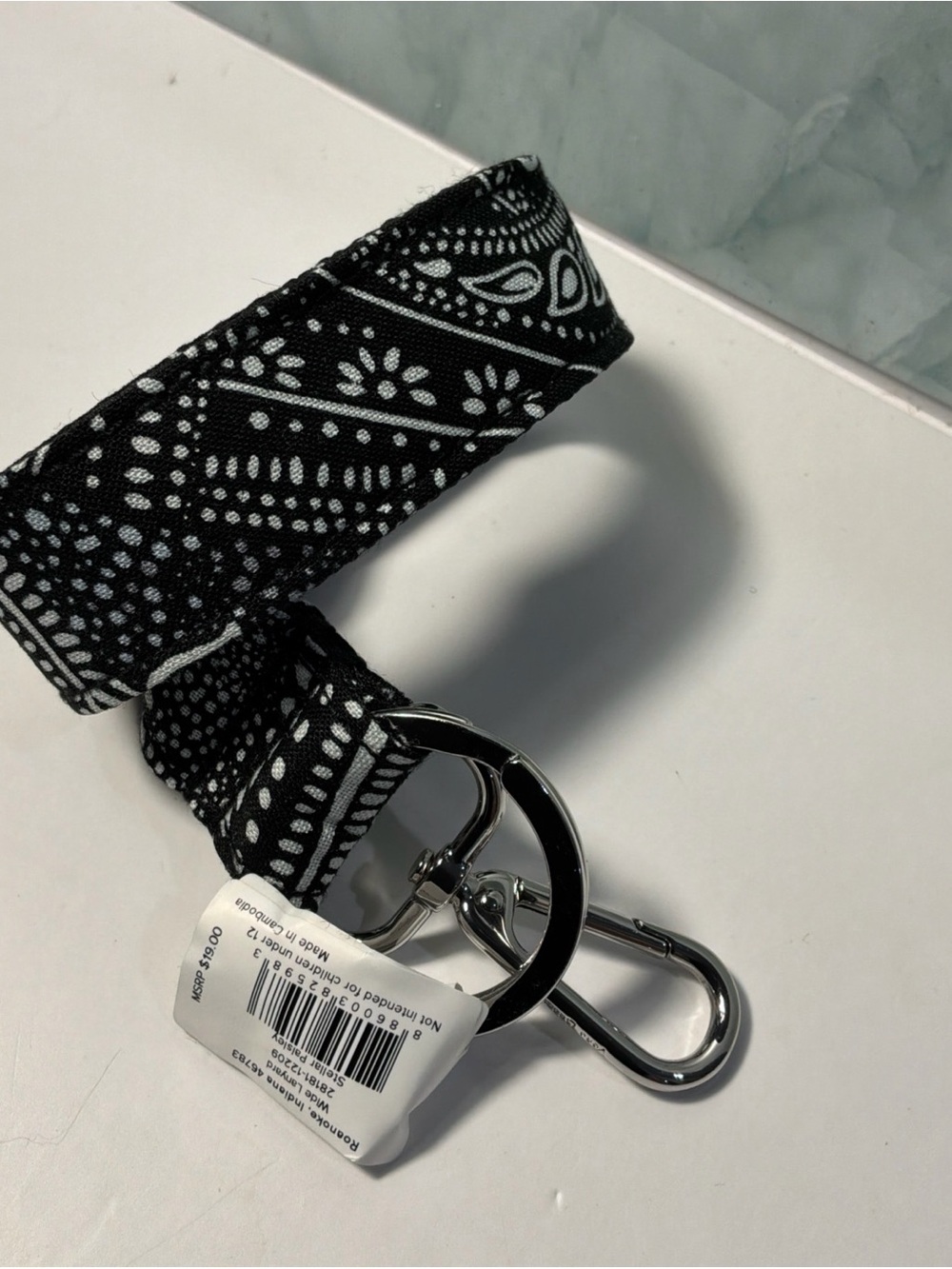 NWT Vera Bradley Wide Lanyard Stellar Paisley White Black Clip and Ring